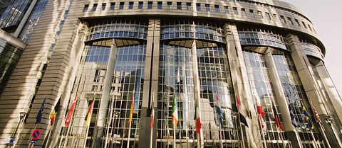 Europaparlamentets byggnad ligger i Bryssel, Belgien. Den 9 juni 2024 är det EU-val i Sverige.