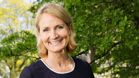 Bibi Rödöö: Sommar är inte ett politiskt program | SVT Nyheter