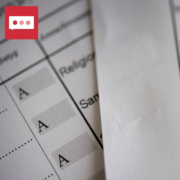 Varför byta betygsystem?, betyg, skolbetyg, underkänt. En närbild på en del av ett skolbetyg där ämnen som Matematik och Kemi nämns. Betyget visar också betygsättningar av olika ämnen markerade med bokstaven ”A”. Pappret ser ut att vara del av en bedömningsmatris eller en rapport.