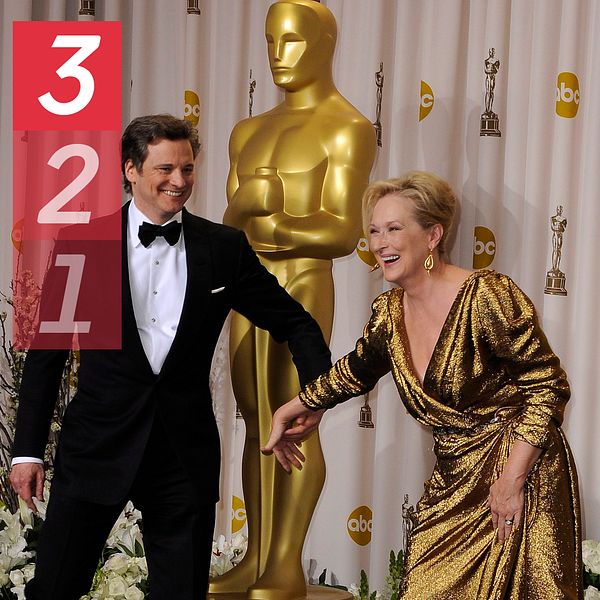 Till vänster: Walt Disney med fyra Oscarsstatyetter i famnen. Till höger: Colin Firth och Meryl Streep på Oscarsgalan framför en stor statyett.