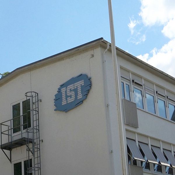 IST byggnad och Anders Elingfors, förvaltningschef på Växjö Kommun