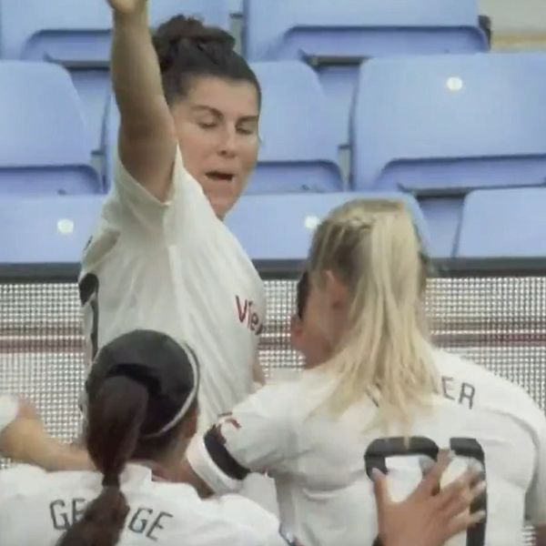 Manchester United & Kirsty Hanson