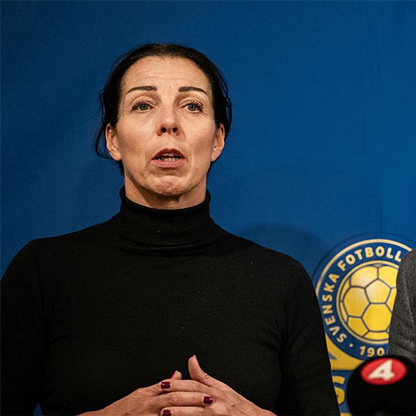 Andrea Möllerberg och Kim Källström får leta vidare efter en ny förbundskapten