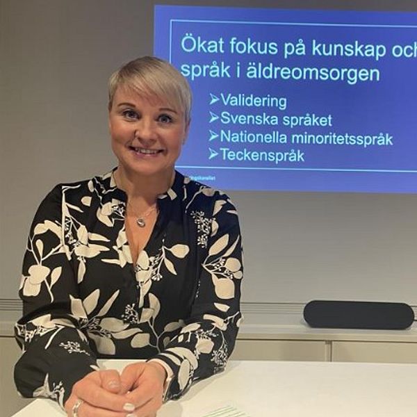 Äldre-och socialförsäkringsminister Anna Tenje