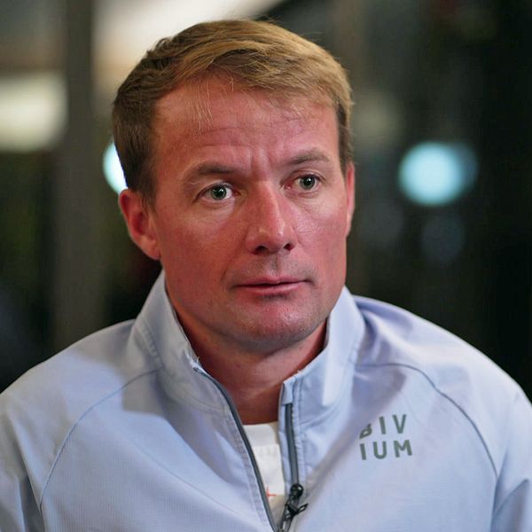 Jegor Sorin och Johannes Høsflot Klæbo i collage efter kritik mot Klæbo och Fis beslut.