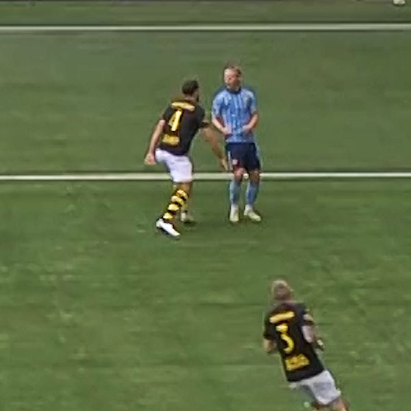 Delad bild. Till vänster: fotbollsspelare på plan under match. Till höger: person inomhus.