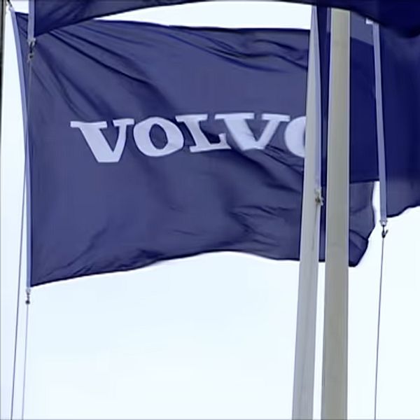 Flaggor med Volvo logga