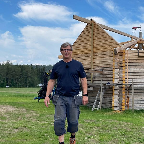 Spjutkastaren Kenth Eldebrinks oktagon av timmer är klar nu ska den