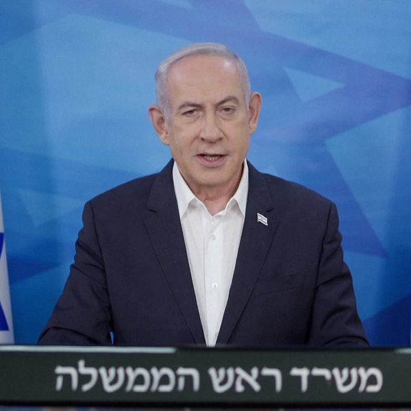 Benjamin Netanyahu och iransk nyhetsuppläsare.