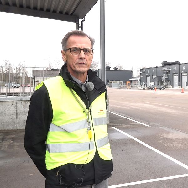 Lars Johansson befinner sig på Kristinehedsgymnasiet i Halmstads kommun är regional projektledare på TYA