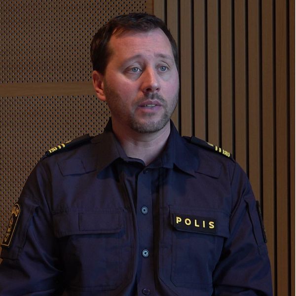 Polisen Thomas Palmgren och en delad bild med rapparen Yasin.