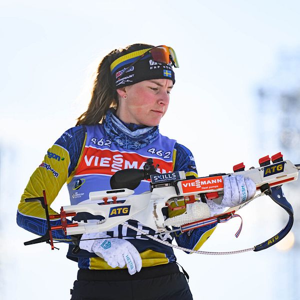 Ella Halvarsson gör debut i skidskyttelandslagets trupp.