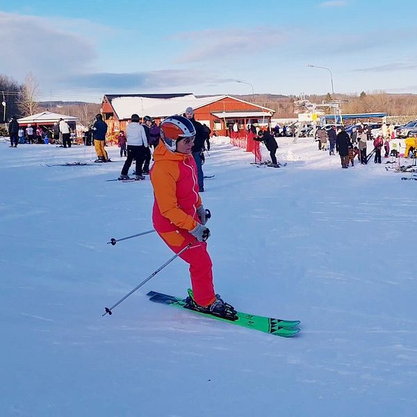 Premiäråkare i Vångabergets skidbacke