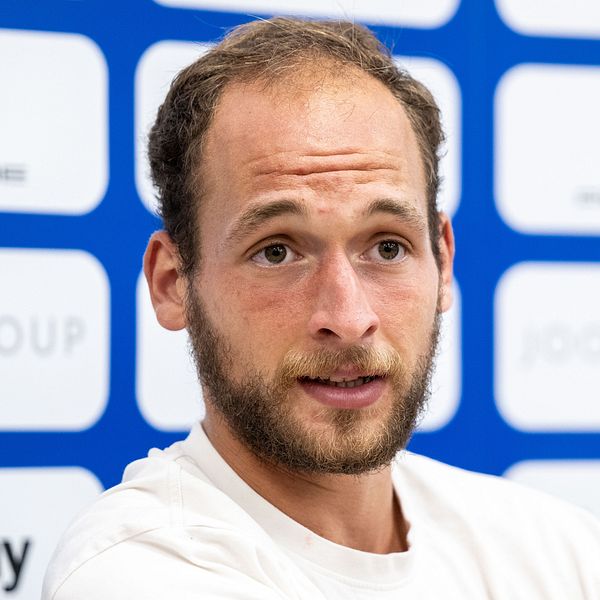 Dragos Madaras och tennisförbundets generalsekreterare Christer Sjöö.