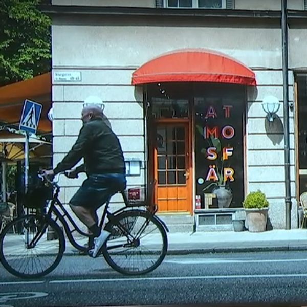 cykel framför restaurang