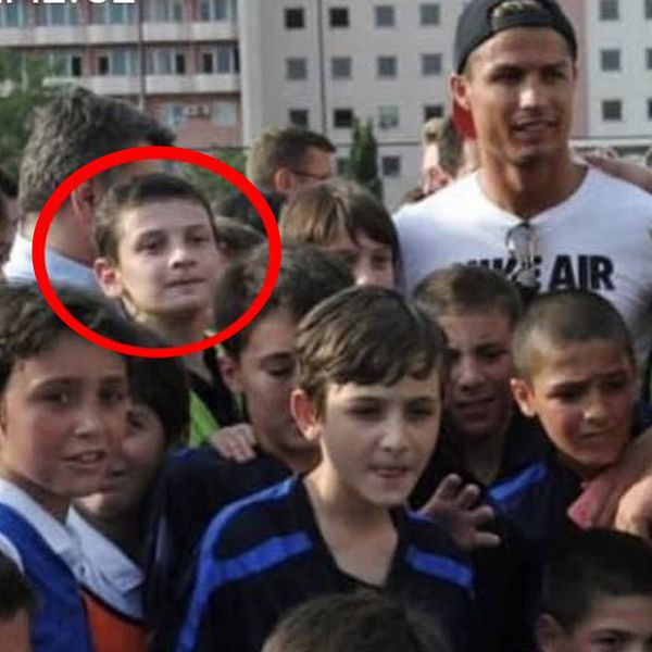 Khvicha Kvaratskhelia exchanged shirts with Cristiano Ronaldo - 11 years after the photo in Tbilisi