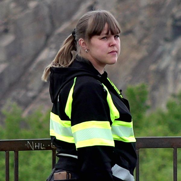 Hanna Svendsen på LKAB:s  gruvområde i Kiruna.