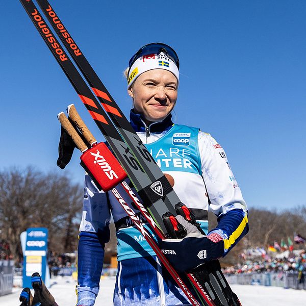 Mathias Fredriksson hyllar Jonna Sundling.