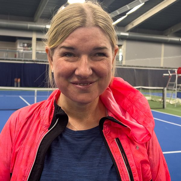 Anna von Koch, SVT:s reporter Axel Brantemo