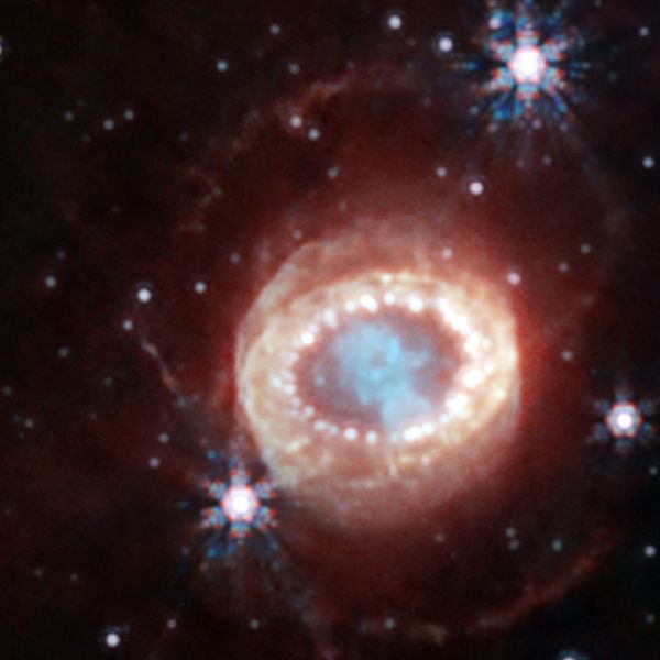 JWST-bild av supernovan 1987A