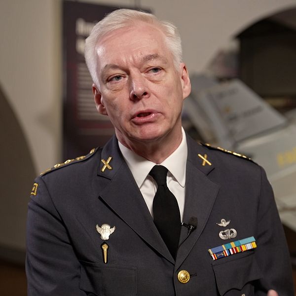 Paasikivi gjorde värnplikt i Finland ”Såg det som en möjlighet” SVT