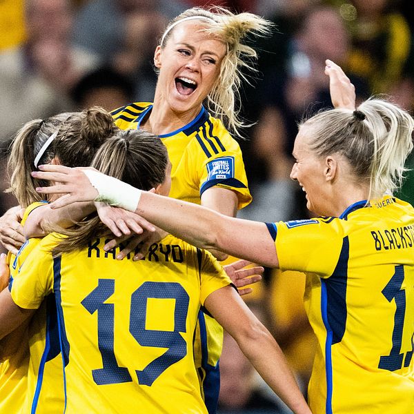 Svenska damlandslaget i fotboll firar under VM och Andrea Möllerberg ny generalsekreterare för svenska fotbollförbundet