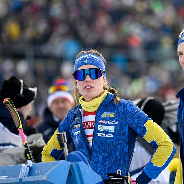 Skidskyttarna Elvira och Hanna Öberg.