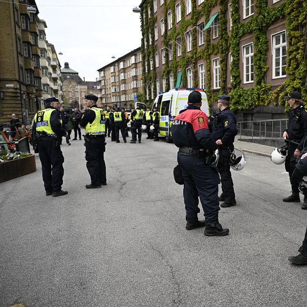 Poliser från flera länder är samlade i Malmö.