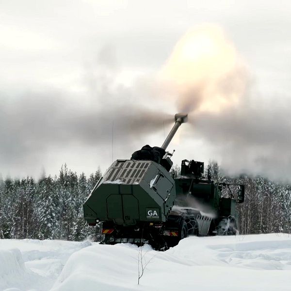 Försvarsmakten övar i ett vintrigt Boden.