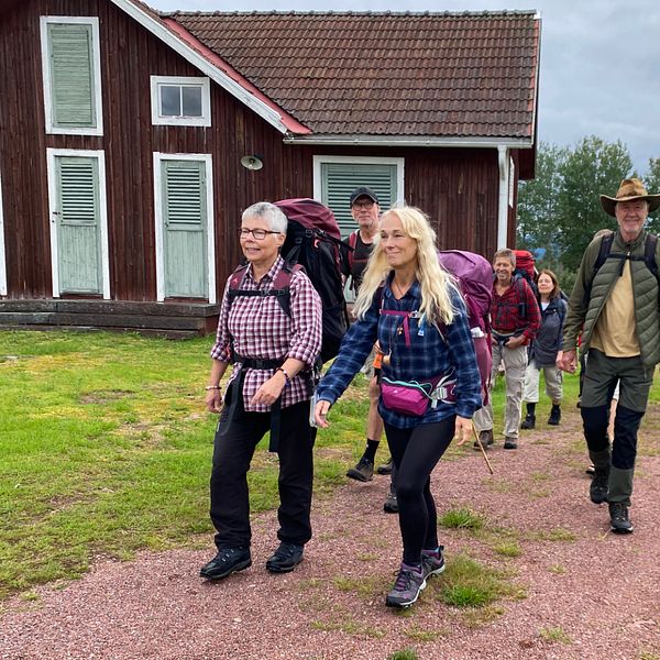 personer vandrar