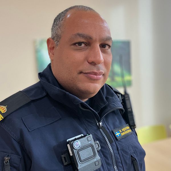 Polis i skola.