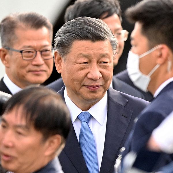 Xi Jinping anländer i USA.