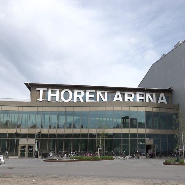 En bild på exteriören av det nyabyggda Thoren Arena i Umeå.