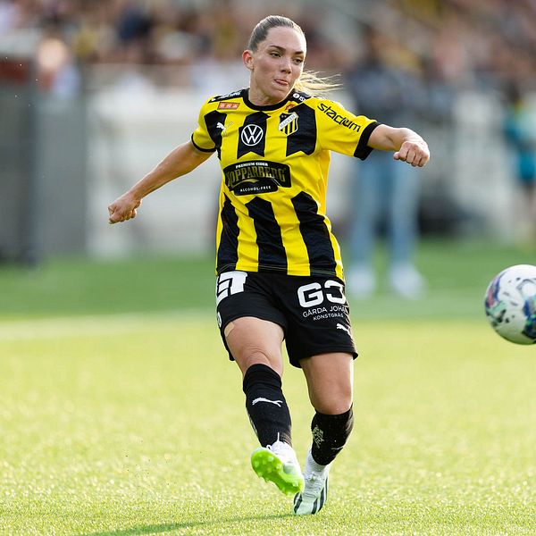 Häckens Elin Rubensson i en match i Damallsvenskan