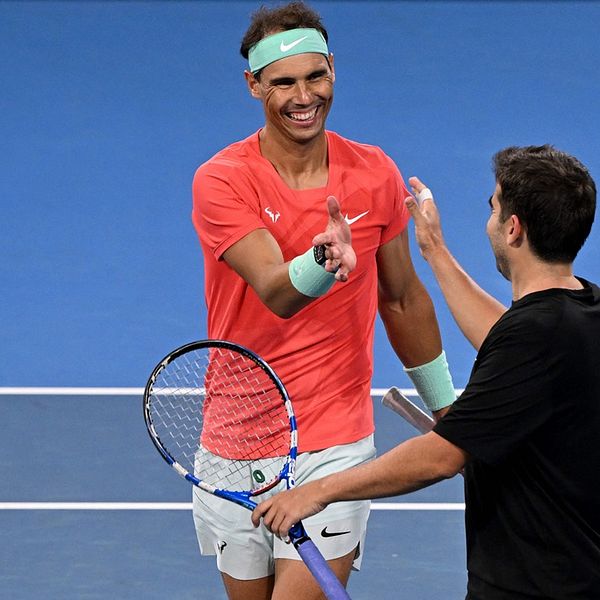 Rafael Nadal är tillbaka på tennisbanan igen.