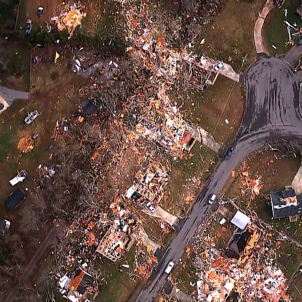 Eftermälet av en tornado i Tennessee.