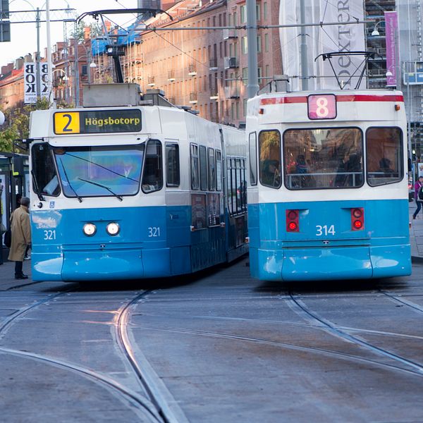 Två spårvagnar i Göteborg