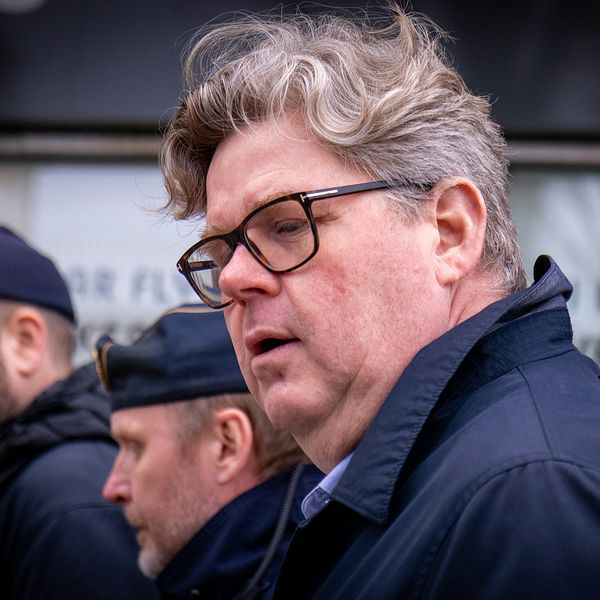 Justitieminister Gunnar Strömmer talar om att stoppa gängannonser på sociala medier