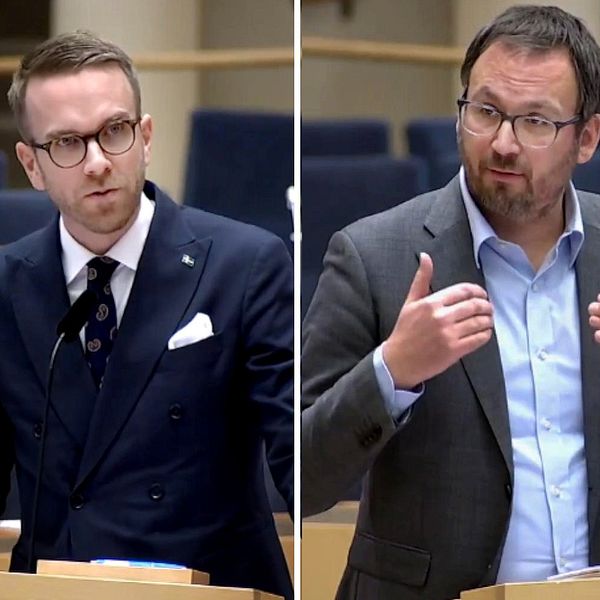 Infrastrukturministern Andreas Carlson (KD) till vänster och riksdagsledamoten Peder Björk (S) till höger, båda i riksdagens kammare.