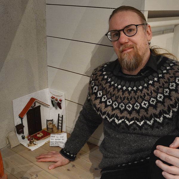 Nissedörr på Tumba bruksmuseum och Tommy Kuusela, folkminnesexpert