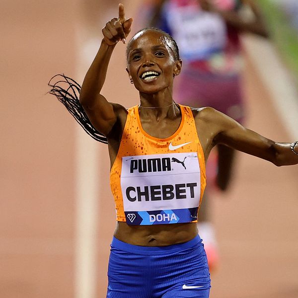 Beatrice Chebet slår världsrekordet på 10 000 meter