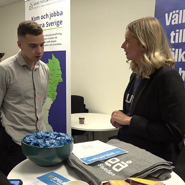 Mässa där arbetsförmedlingen försöker värva arbetslösa till Luleå och Boden.