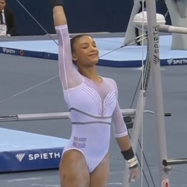 Jennifer Williams fyra på världscpen i barr under FIG Apparatus World Cup i Baku.