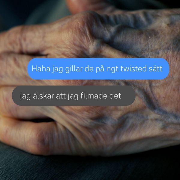en gammal hand och sms-konversation