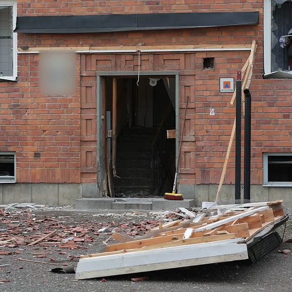 Skadad entré på Ljuragatan efter sprängningen i november 2025