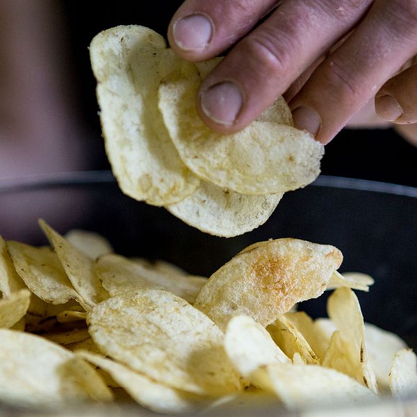 skål med chips