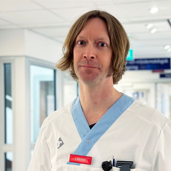 Hudläkaren Richard Lindström svarar på tre frågor om alopecia SVT Nyheter