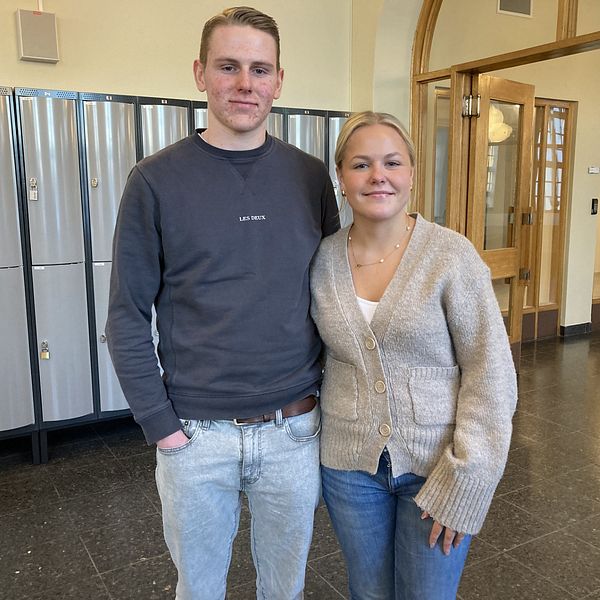 Eleverna Svante Flank och Linn Sandemalm är positiva till drogtestning.