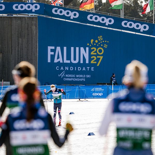 Falun är utsedd till VM-arrangör 2027, men har fortfarande inte skrivit på avtalet med Fis.