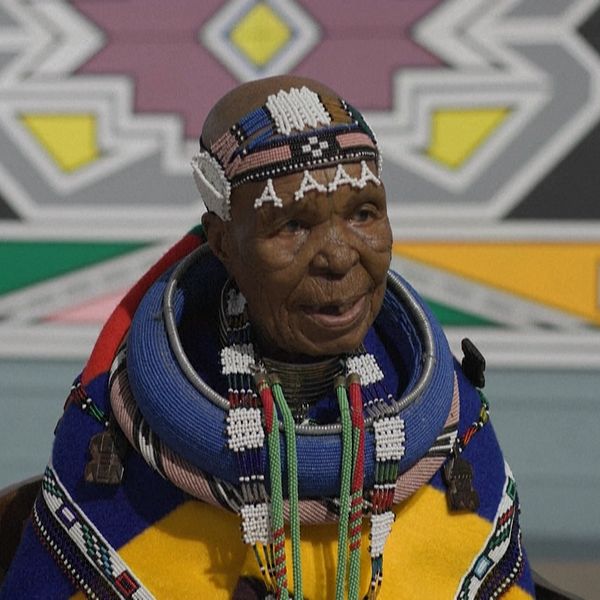 Esther Mahlangu